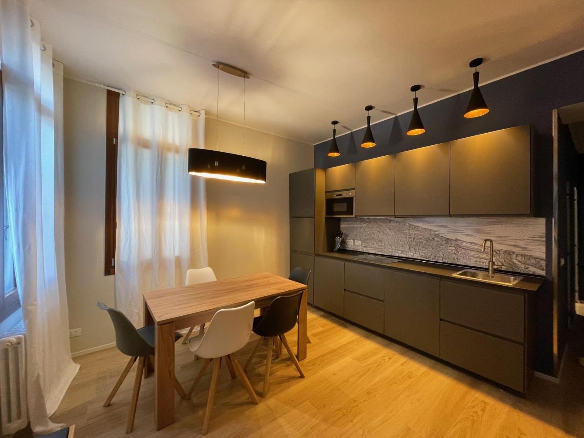 Joy Luxury Suite Barbaria Venice Exterior photo